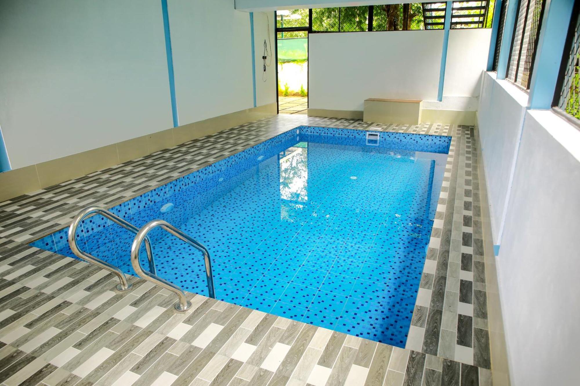 Green Aura Hotel Szultán Bathery Kültér fotó